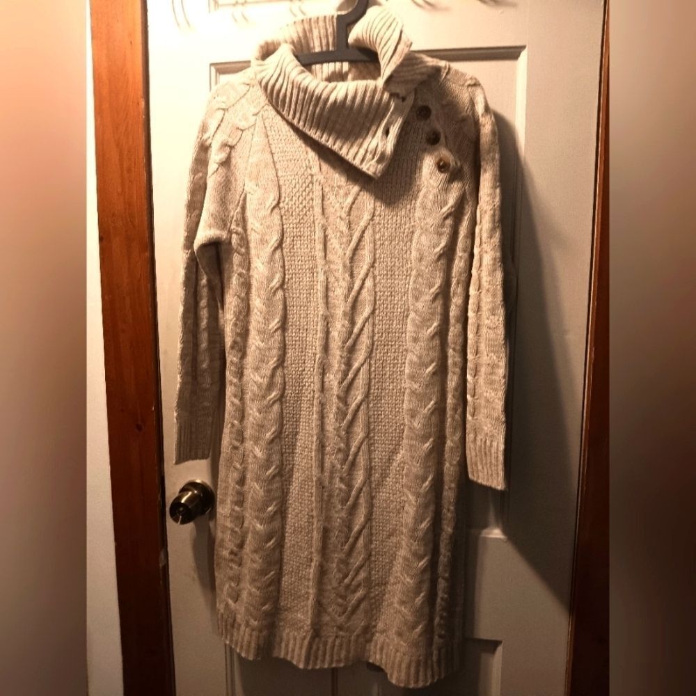 🤠Sabrina Lauren New York Sweater Dress Size Medium